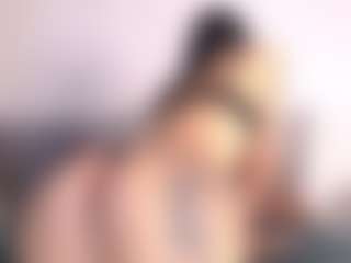 Thayra's Live Sex Cam Show