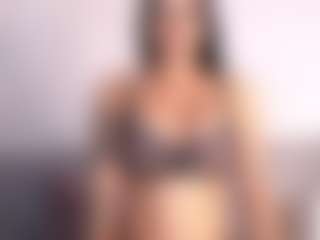 Live cam show with Thayra - Athletic Bedroom on Camsoda