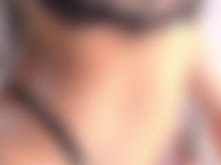 Live cam show with Thayra - Squirt on madthumbs