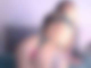 Thayra's Live Sex Cam Show