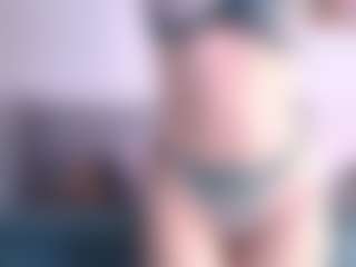 Thayra's Live Sex Cam Show