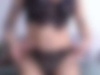 Thayra's Live Sex Cam Show