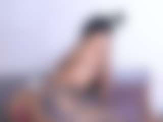 Thayra's Live Sex Cam Show