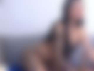 Thayra's Live Sex Cam Show