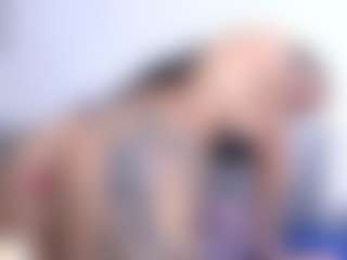 Thayra's Live Sex Cam Show