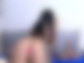 Thayra's Live Sex Cam Show