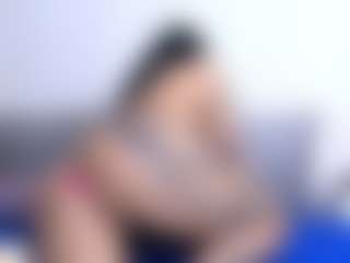 Thayra's Live Sex Cam Show
