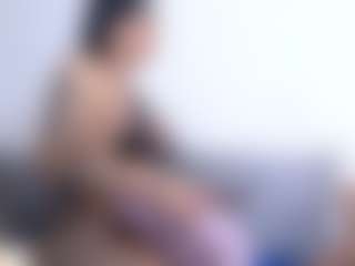 Thayra's Live Sex Cam Show