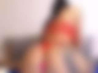 Thayra's Live Sex Cam Show