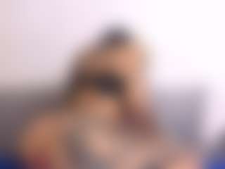 Thayra's Live Sex Cam Show