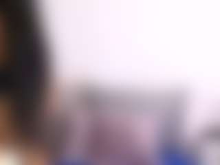 Thayra's Live Sex Cam Show