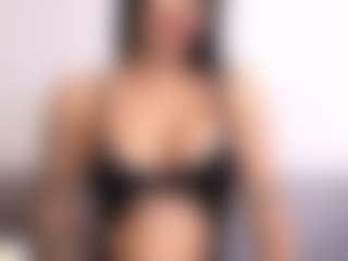 Thayra's Live Sex Cam Show