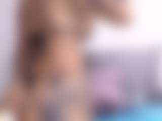 Thayra's Live Sex Cam Show