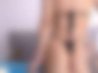 Thayra's Live Sex Cam Show