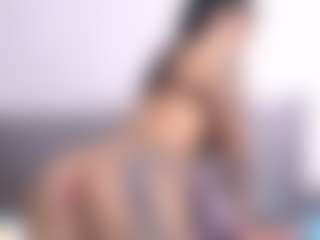 Thayra's Live Sex Cam Show