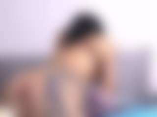 Thayra's Live Sex Cam Show