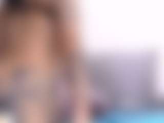 Thayra's Live Sex Cam Show