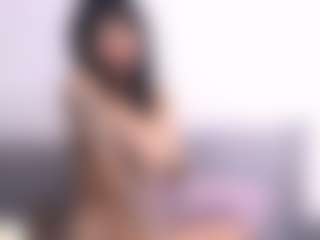 Thayra's Live Sex Cam Show
