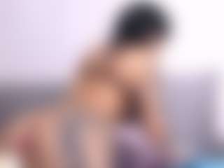 Thayra's Live Sex Cam Show
