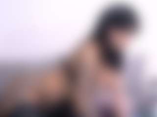 Thayra's Live Sex Cam Show