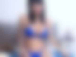 Thayra's Live Sex Cam Show