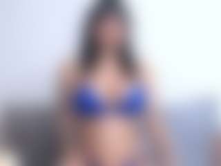Thayra's Live Sex Cam Show