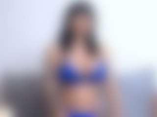 Thayra's Live Sex Cam Show