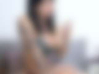 Thayra's Live Sex Cam Show
