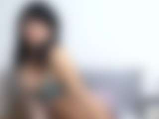 Thayra's Live Sex Cam Show