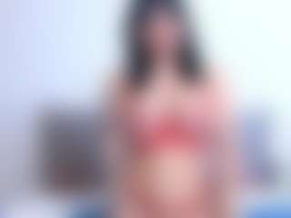 Thayra's Live Sex Cam Show
