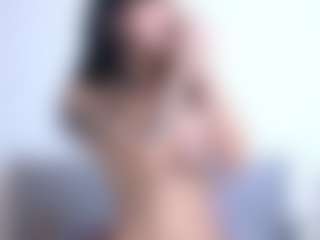Thayra's Live Sex Cam Show
