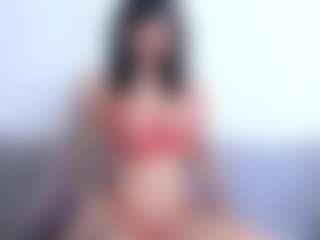 Thayra's Live Sex Cam Show