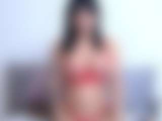 Thayra's Live Sex Cam Show