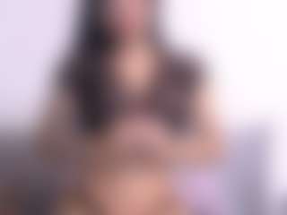 Thayra's Live Sex Cam Show