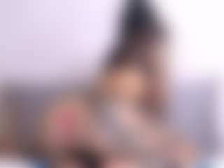 Thayra's Live Sex Cam Show
