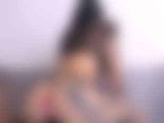 Thayra's Live Sex Cam Show