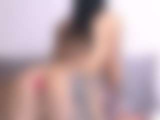 Thayra's Live Sex Cam Show
