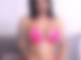 Thayra's Live Sex Cam Show