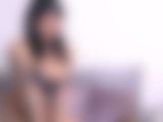 Thayra's Live Sex Cam Show