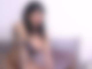 Thayra's Live Sex Cam Show