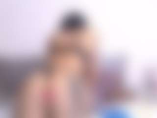 Thayra's Live Sex Cam Show