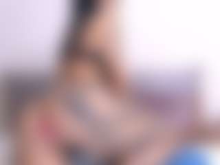Thayra's Live Sex Cam Show