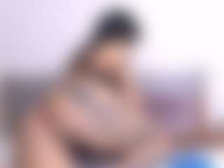 Thayra's Live Sex Cam Show