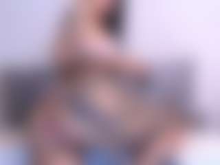 Thayra's Live Sex Cam Show