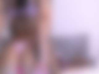 Thayra's Live Sex Cam Show