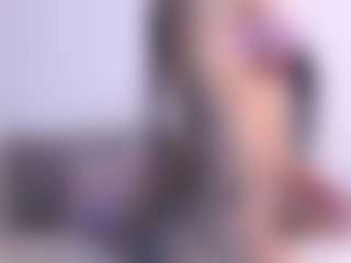 Thayra's Live Sex Cam Show