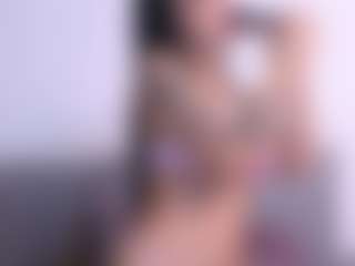 Thayra's Live Sex Cam Show