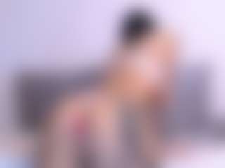 Thayra's Live Sex Cam Show