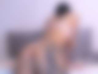Thayra's Live Sex Cam Show