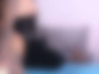 Thayra's Live Sex Cam Show
